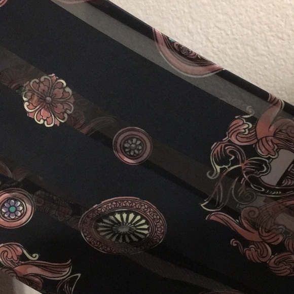 Size 12 Pyke Limited striped button down - Picture 3 of 7